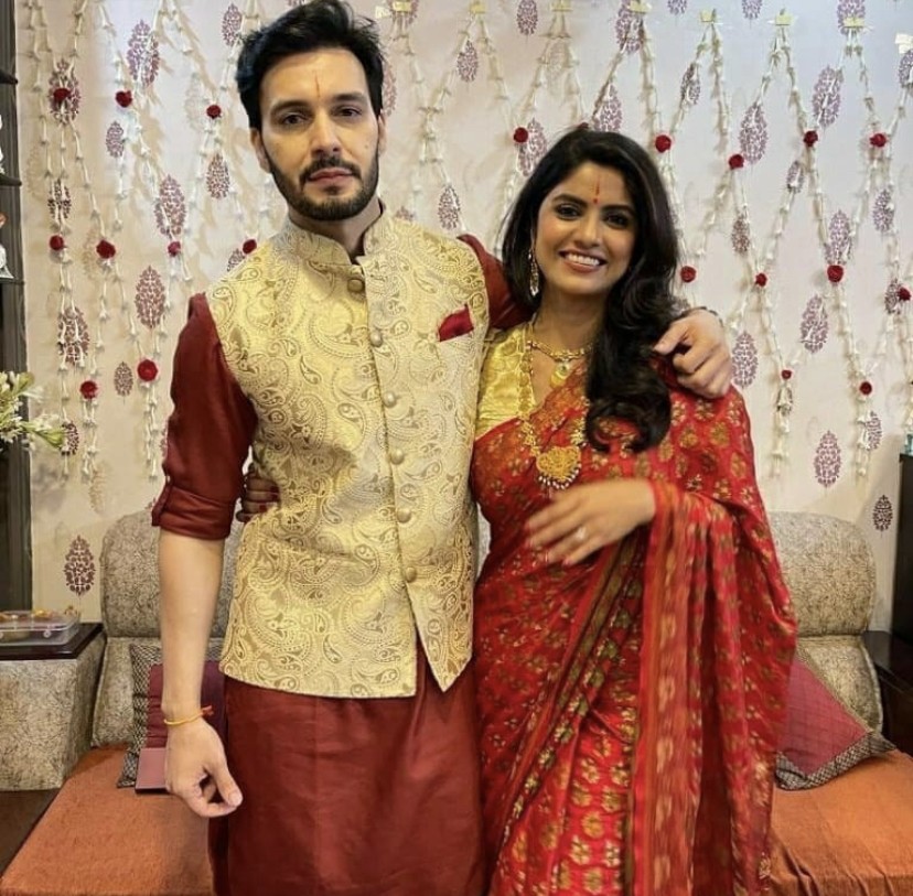 Nagin Fame Sayantani Ghosh Engaged To Anugrah Tiwari- Engagement Pics ...