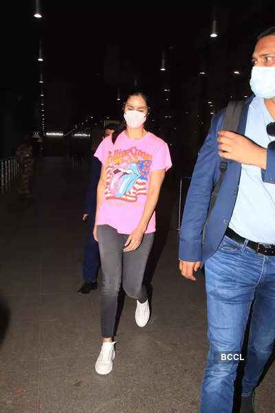 Katrina Kaif is happy to be back home after Maldives trip, spotted at Mumbai airport