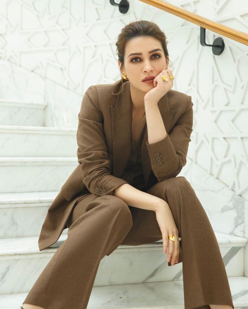 Kriti Sanon Gives Boss Lady Vibes In Brown Monotone Pantsuit Check Out The Divas Best Style