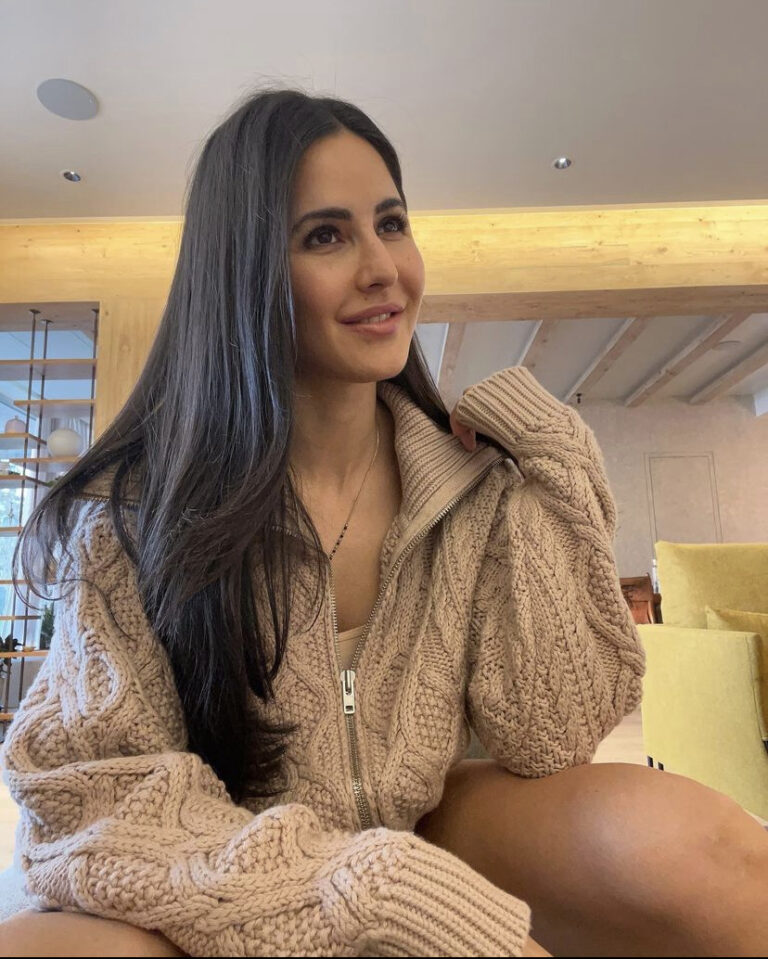 Katrina Kaif looking very happy in Sasural- Fans can’t take eyes off from her Mangalsutra