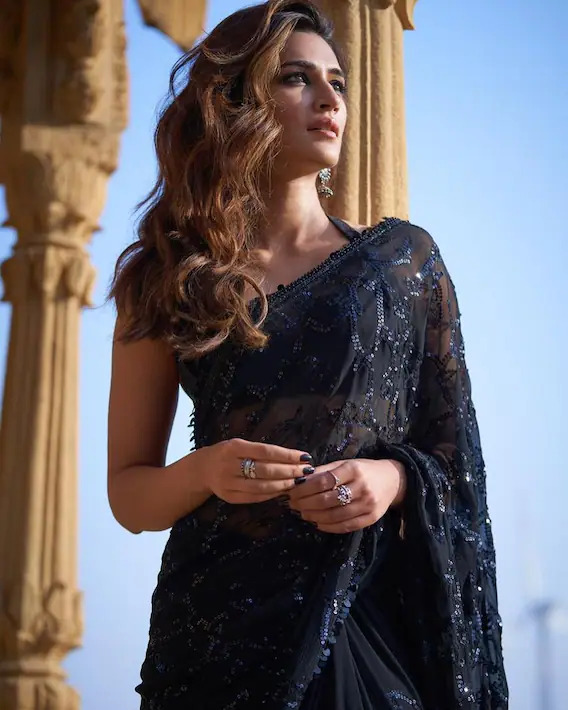 In Pics Kriti Sanon Makes Her Fans Swoon While Posing In Ornate Black Saree Bollywood Juncture