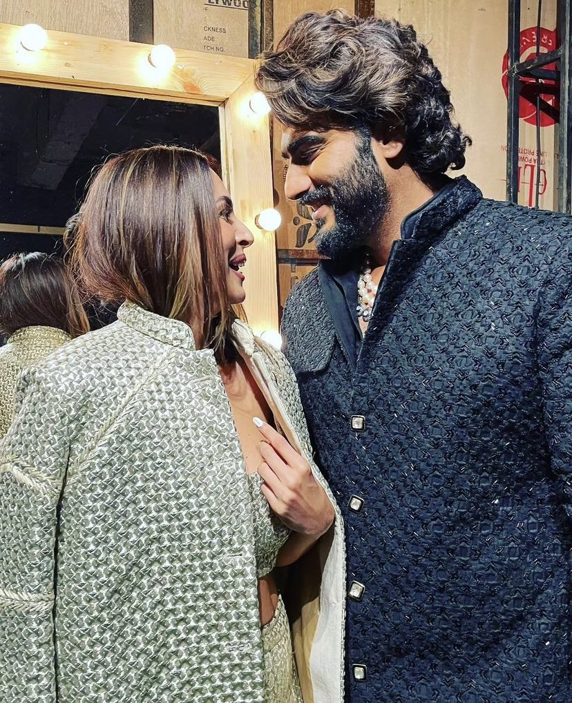 Malaika Arora Can T Stop Gushing Over Beau Arjun Kapoor As She Share Some Romantic Pictures