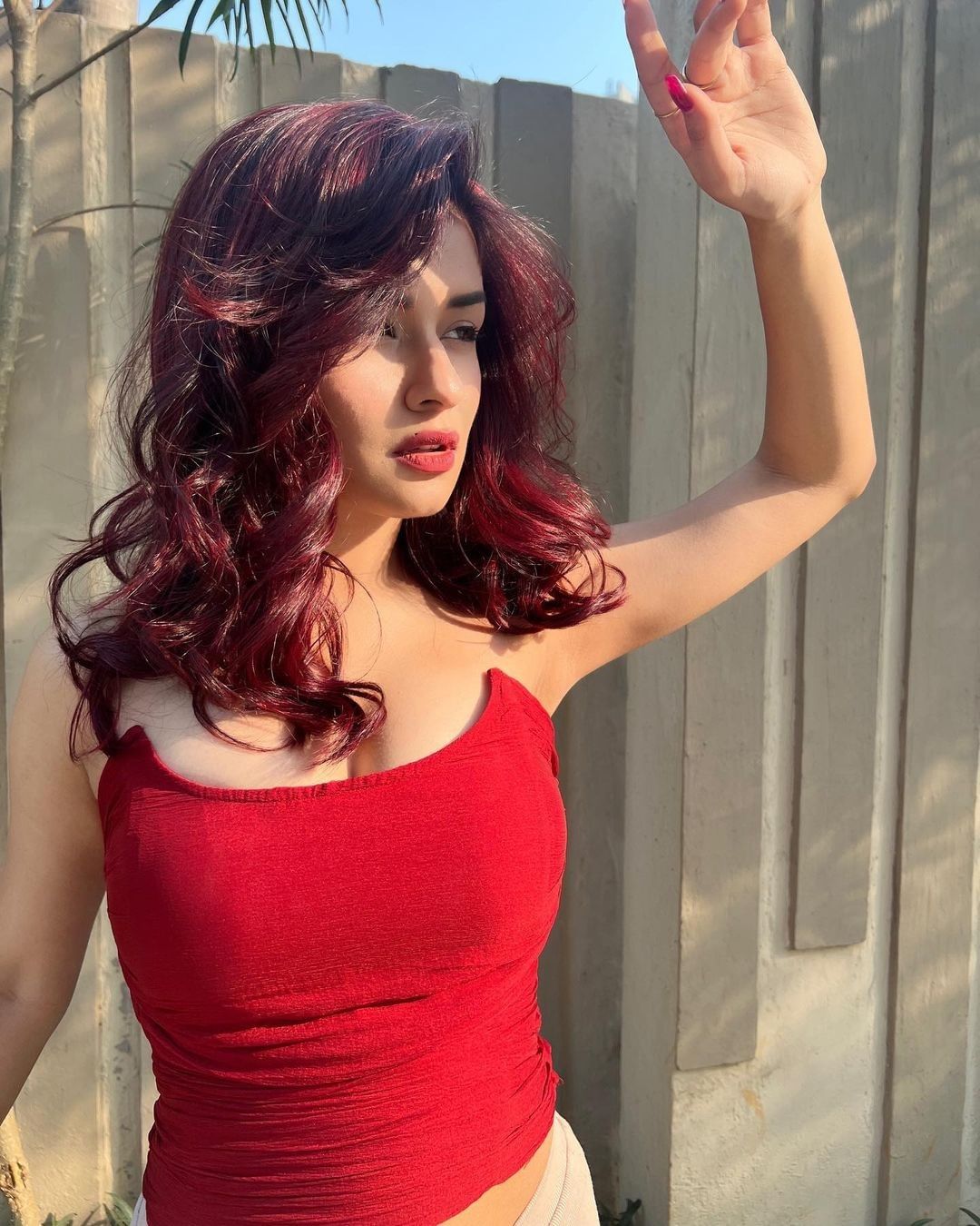 Avneet Kaur Looks Ravishing In Red In These Sun Kissed Shots Bollywood Juncture